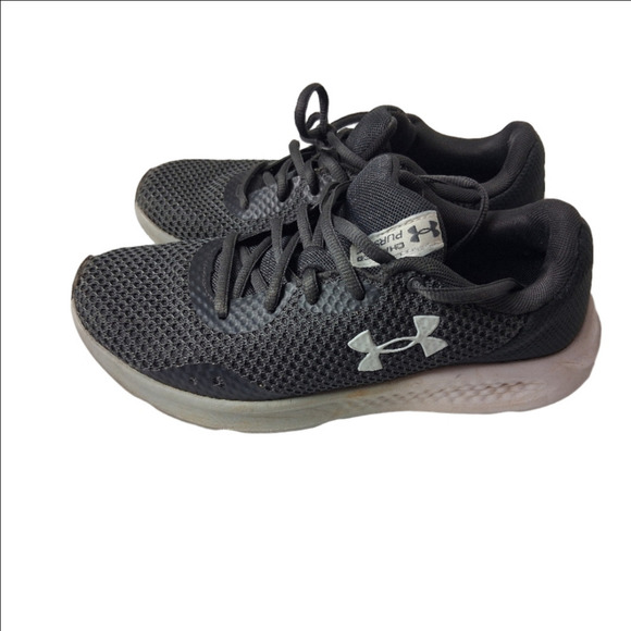 Under Armour Shoes - Under Armour Gray Athletic Shoes Size 8